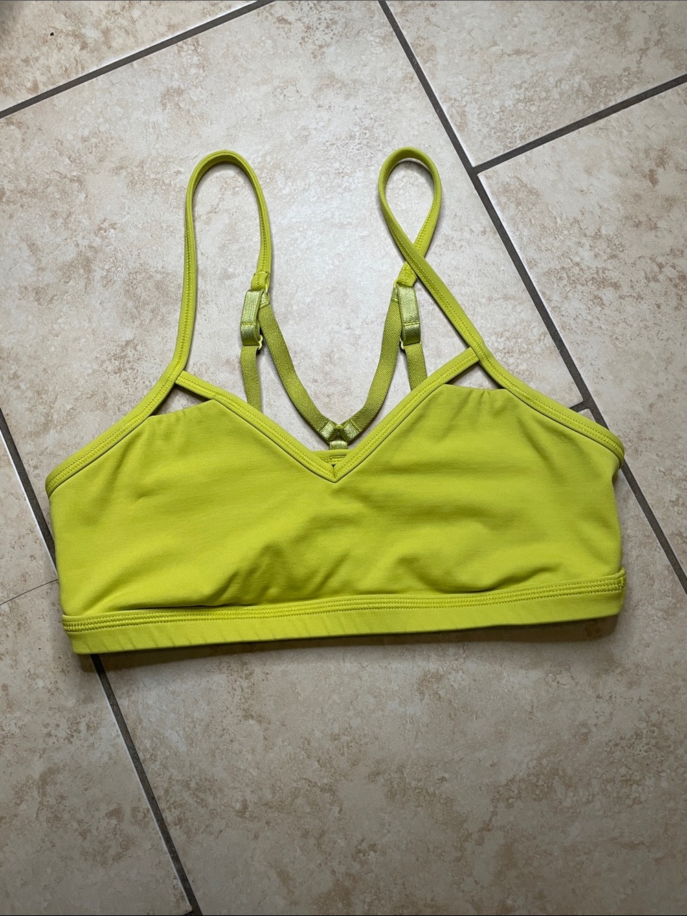 Lululemon Seek The Heat Sports Bra Size 4